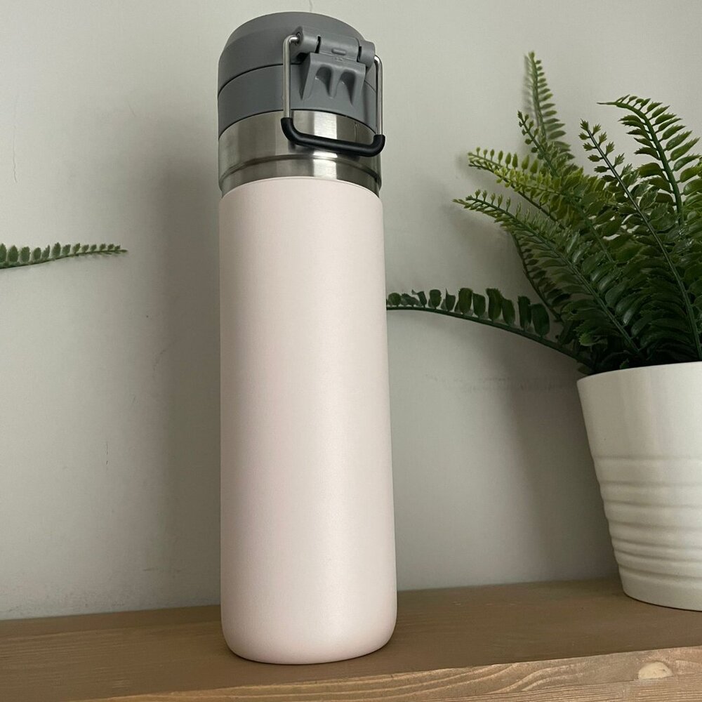 Stanley Quick Flip GO Water Bottle - Picture 3 of 3
